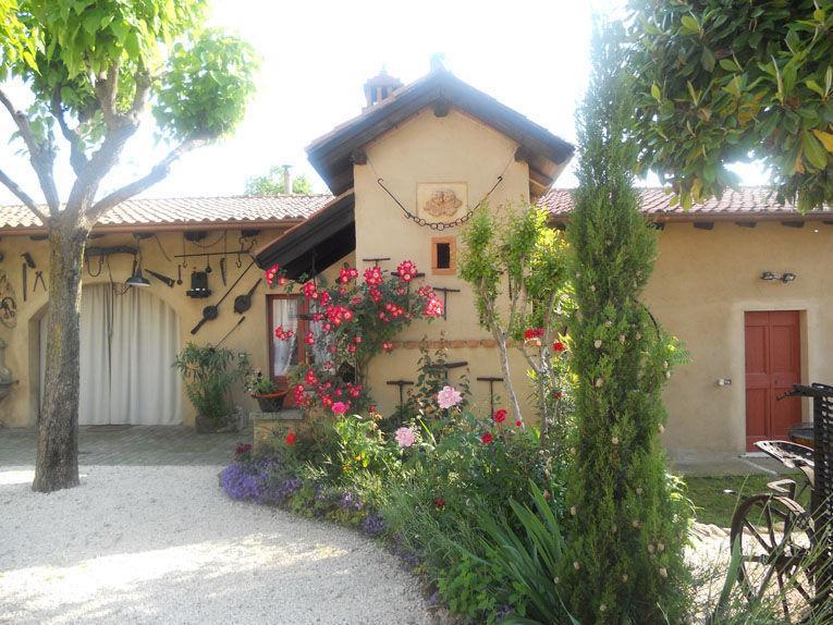 Cascina Corteprimavera, B&B Del Baliot Passirano Kültér fotó